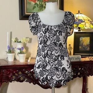 Belissimo New York Paisley top